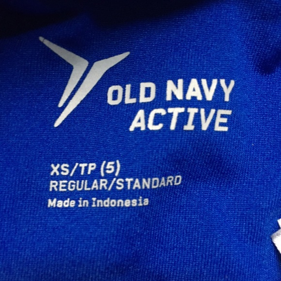 Old Navy active shorts - Picture 3 of 4